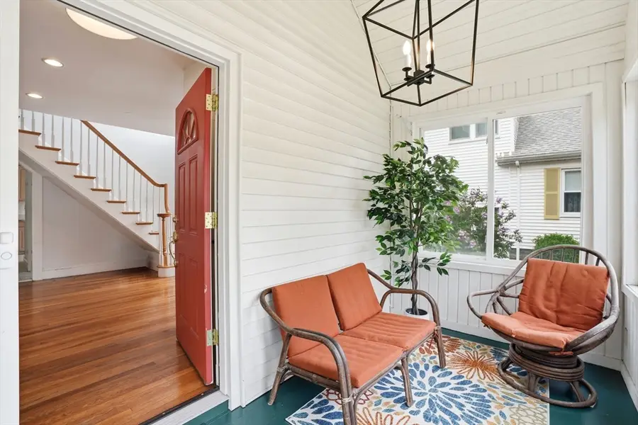 252 Washington St, Arlington, MA 02474 - #2