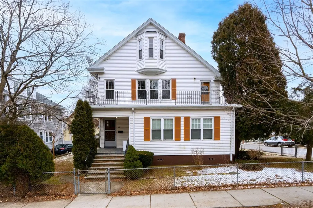 64 Commonwealth Rd, Watertown, MA 02472 - #1