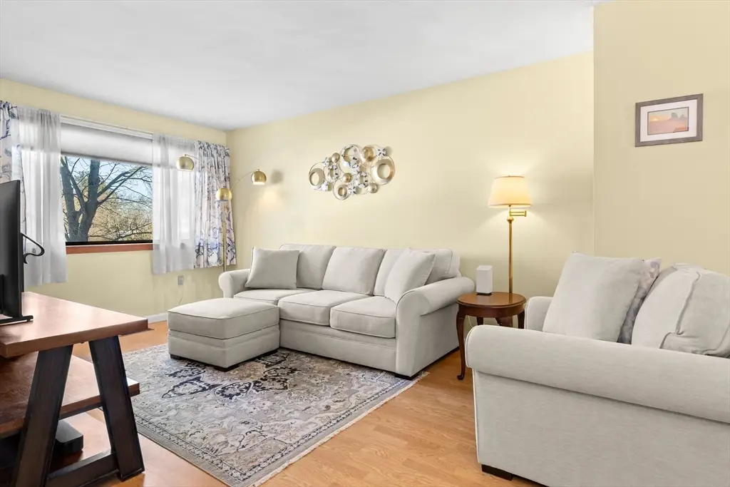 130 Farrwood Dr #130, Haverhill, MA 01835 - #1