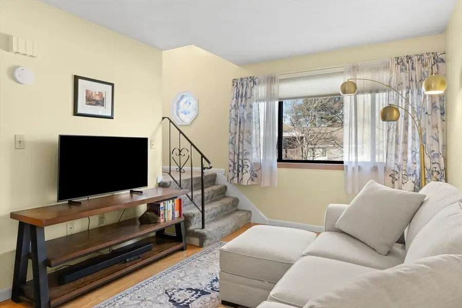 130 Farrwood Dr #130, Haverhill, MA 01835 - #3