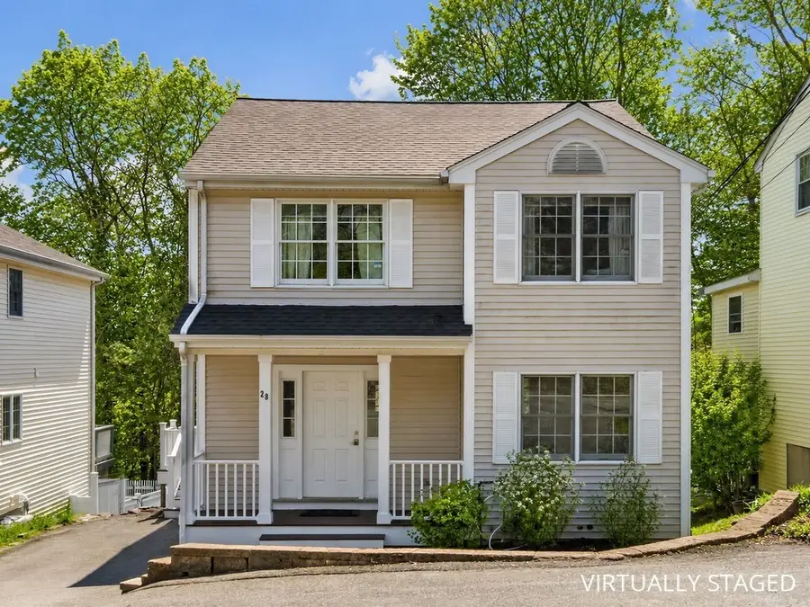 28 Blossom Street, Waltham, MA 02451 - #2