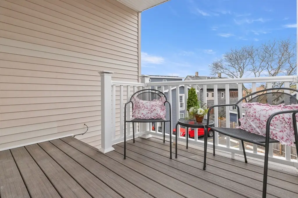 141 Prospect St #B, Gloucester, MA 01930 - #1