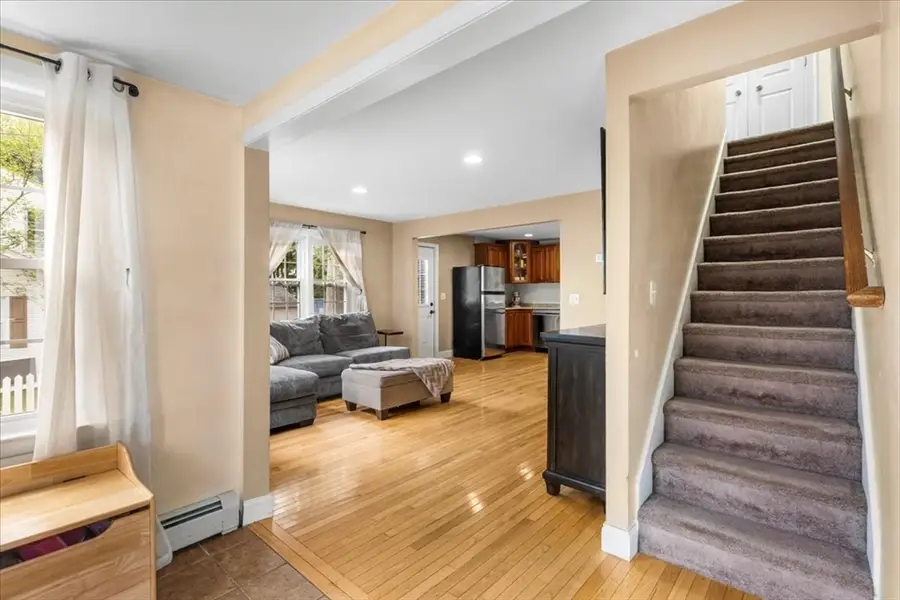 20 Cooks Ln, Bellingham, MA 02019 - #3