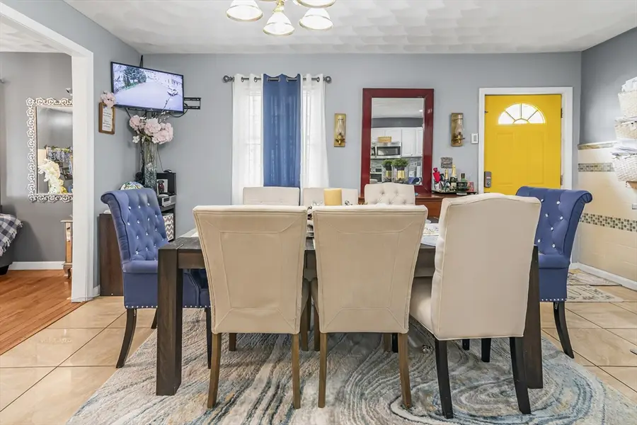 14 Tyler St #1, Lawrence, MA 01843 - #3