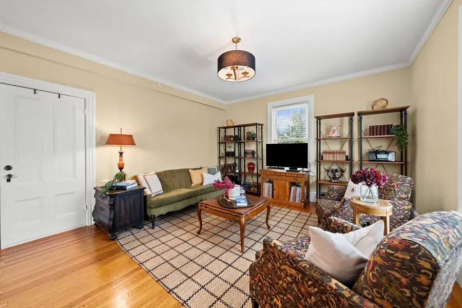 6 Linden St #2, Salem, MA 01970 - #3