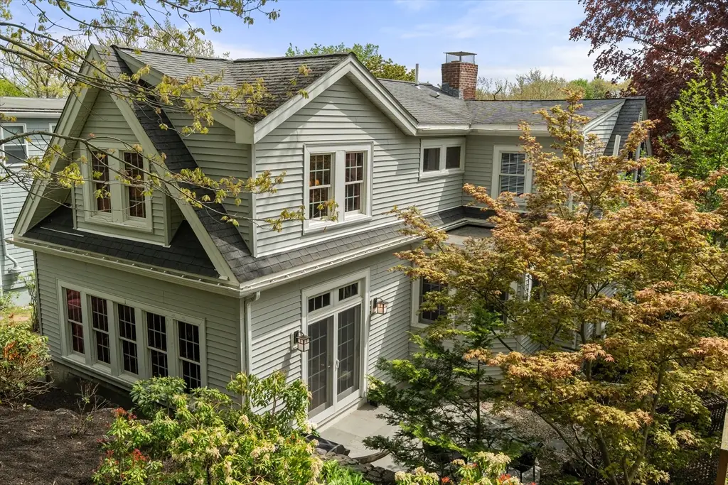 14 Arlmont Street, Arlington, MA 02476 - #1