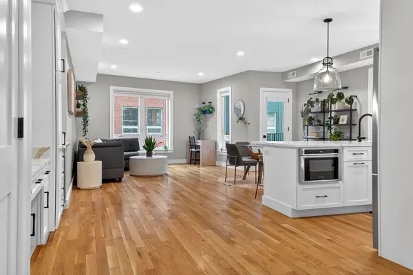 3305 Washington St #204, Boston, MA 02130