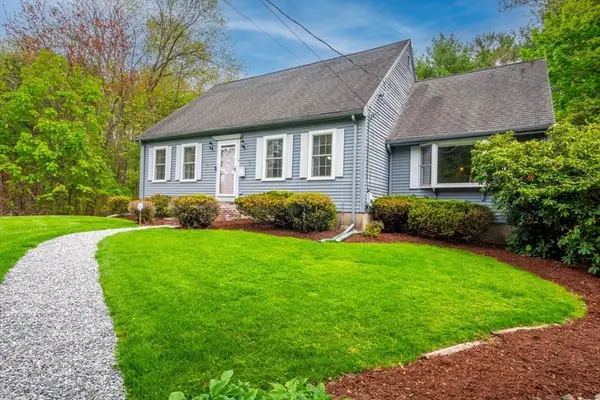 35 Blueberry Lane, Reading, MA 01867