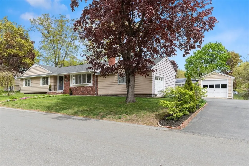 262 Sanders Avenue, Lowell, MA 01851 - #1