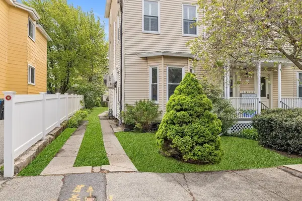 27 Prescott St #1, Somerville, MA 02143