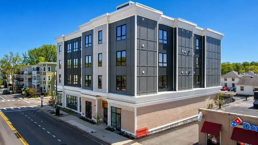 3992 Washington St #303, Boston, MA 02131 - #3