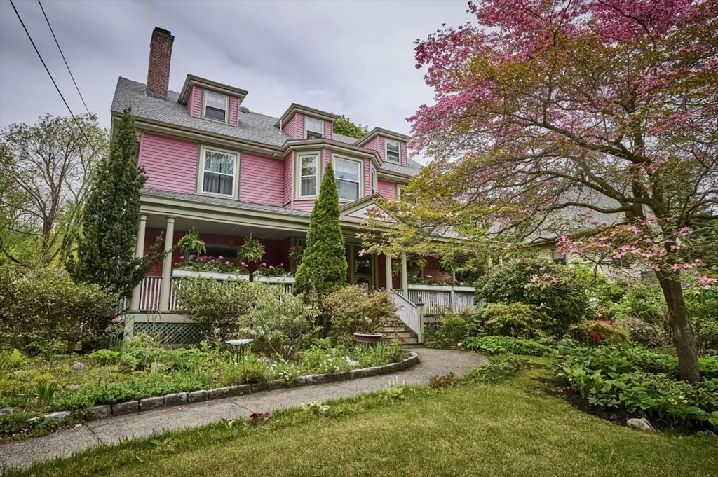 17 Copley St, Newton, MA 02458 - #1