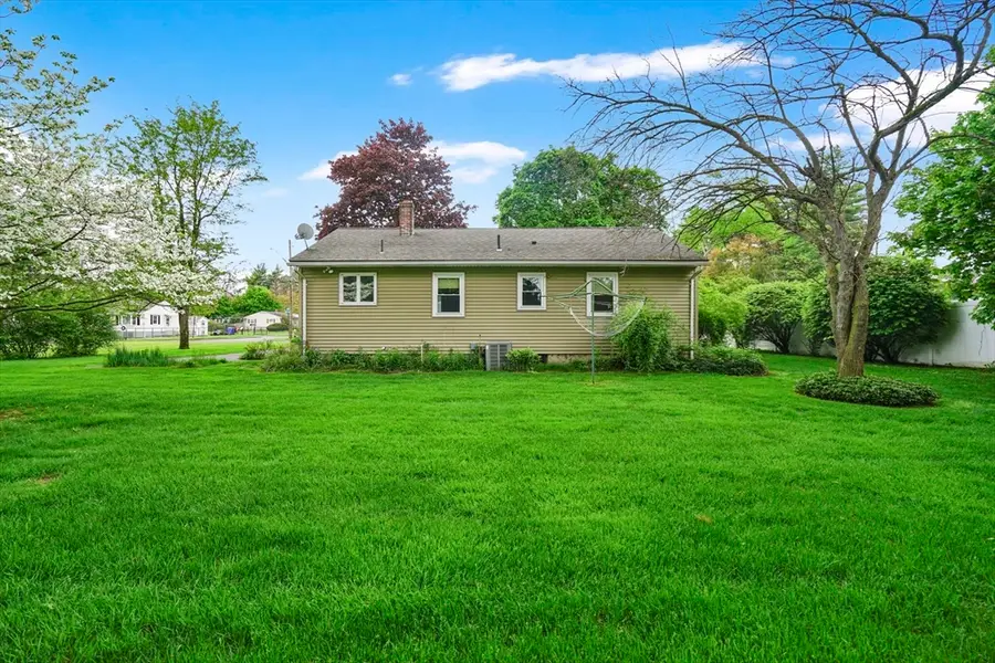 95 Old Lane Rd, Springfield, MA 01129 - #2