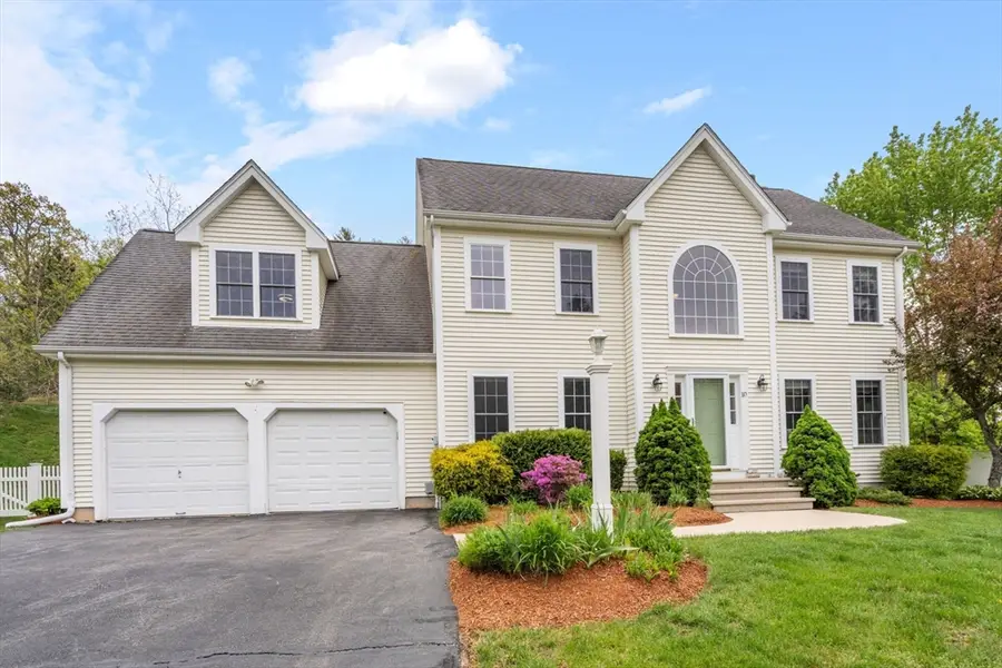 10 Gannett Way, Hopedale, MA 01747 - #2