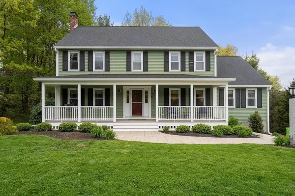 5 Fort Apache Dr, Franklin, MA 02038
