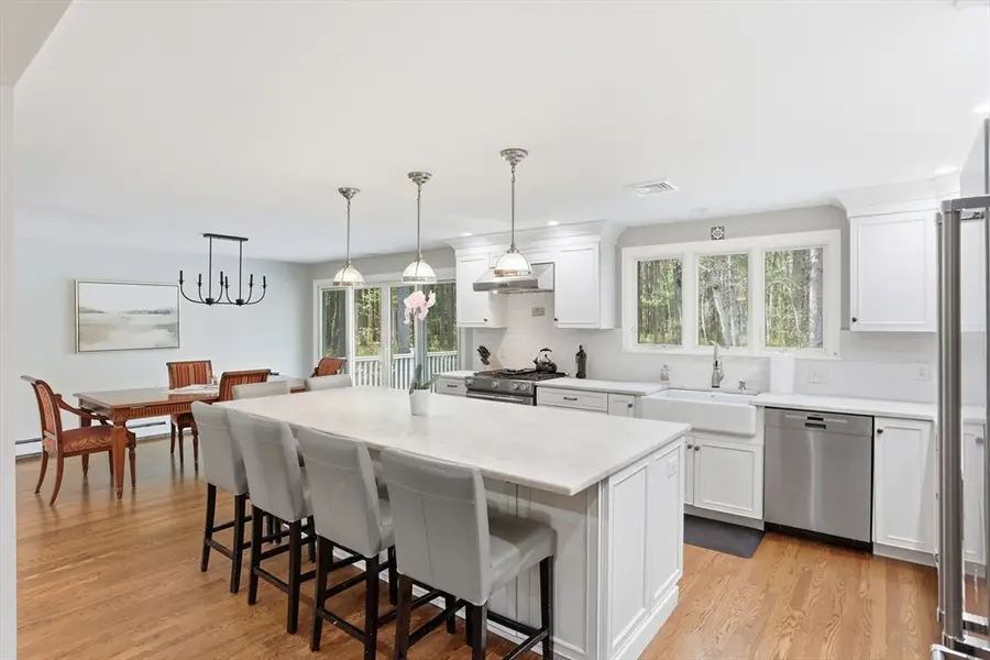 15 Harvard Dr, Bedford, MA 01730 - #3