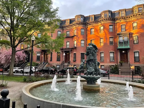 14 Worcester Sq #2, Boston, MA 02118