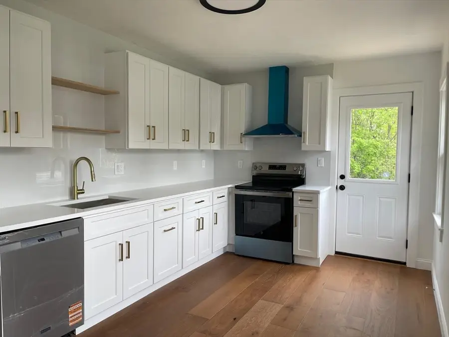 17 Sunnybank Ave, Rockland, MA 02370 - #2