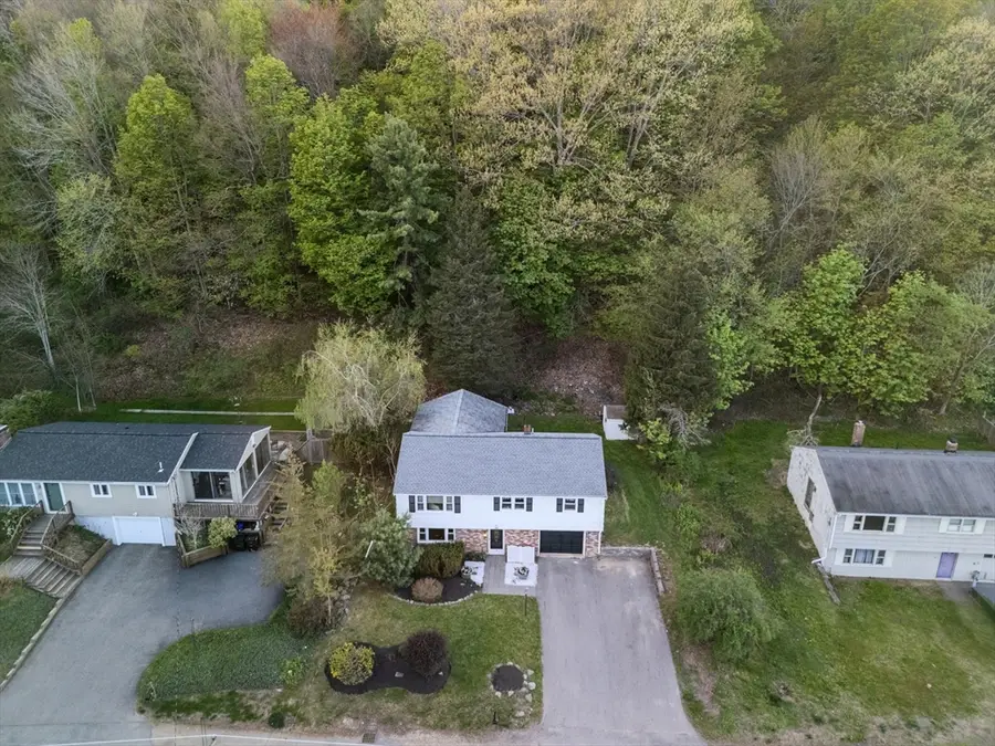 88 Whitehall Rd, Amesbury, MA 01913 - #3