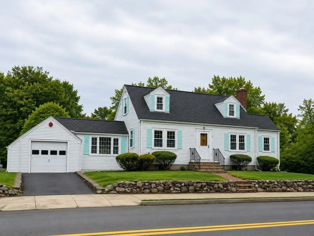 63 Oak St, Stoneham, MA 02180 - #1
