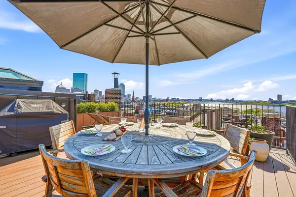 77-A Revere St #4, Boston, MA 02114