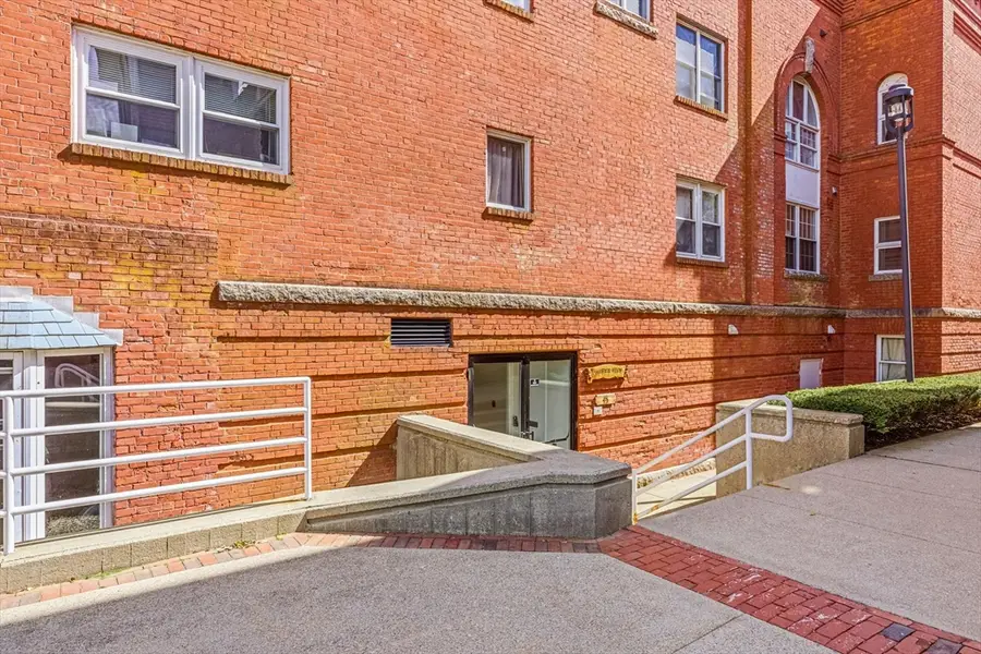 45 Main St #27, Wareham, MA 02571 - #3