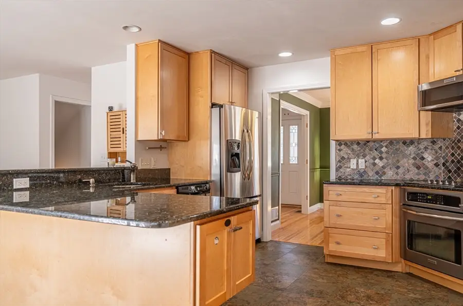5 Lowther Place, Nashua, NH 03060 - #2