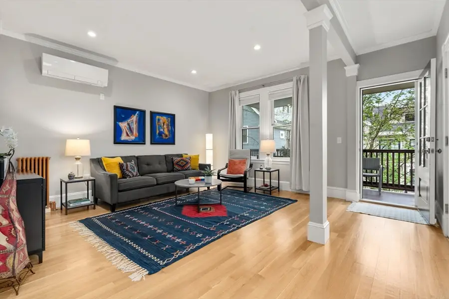 118 Kinnaird St #2, Cambridge, MA 02139 - #3