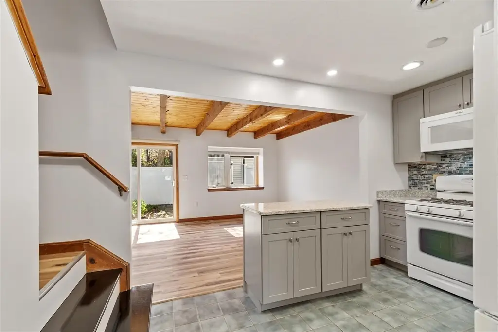 78 Meadow Pond Dr #P, Leominster, MA 01453 - #1