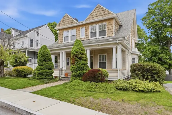 17 Winthrop St, Marlborough, MA 01752