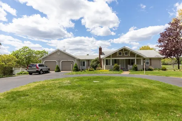 27 Reservoir Ave, Lakeville, MA 02347