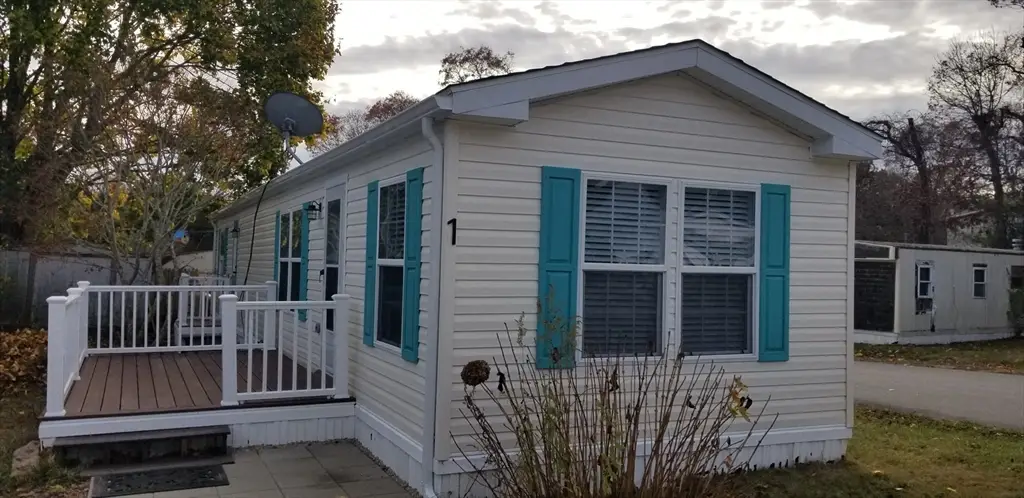 1 Second Ave #1, Pocasset, MA 02559 - #1