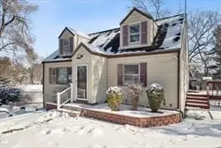 6 Arthur Woods Ave, Burlington, MA 01803
