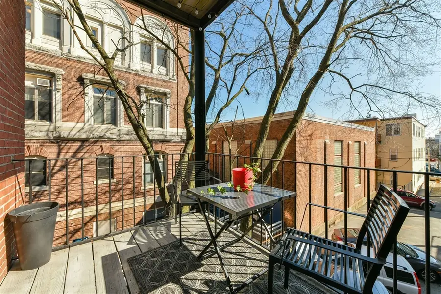 529 E Broadway #4, Boston, MA 02127 - #2