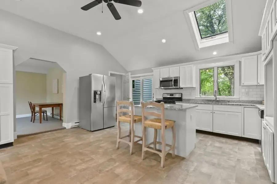 26 Bacon Sq, Plainville, MA 02762 - #3