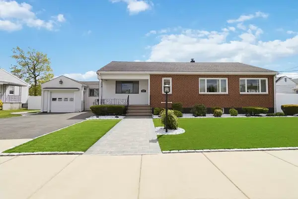 63 Taft St, Revere, MA 02151