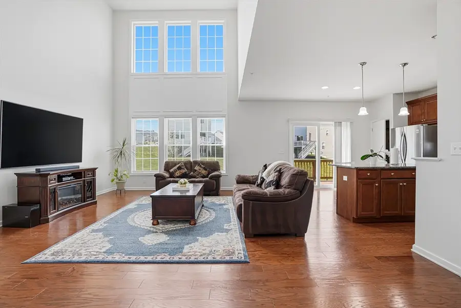 27 Spruce St #27, Hopkinton, MA 01748 - #3