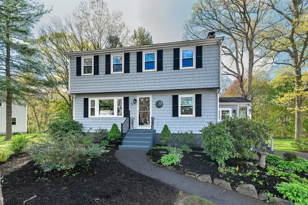 68 Alden St, Foxboro, MA 02035