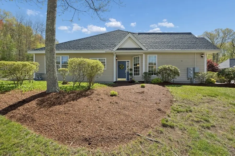 26 Summerfield Dr #17, South Grafton, MA 01560 - #2