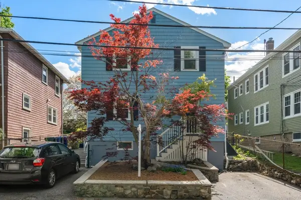 26 Laurel Street #26, Arlington, MA 02476