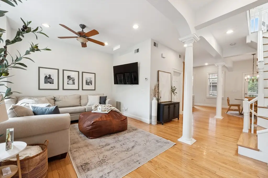 173 H St #2, Boston, MA 02127 - #1