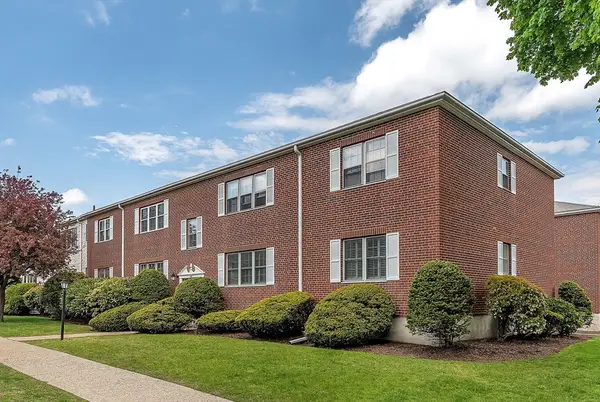 198 Lake Shore Road #2, Boston, MA 02135