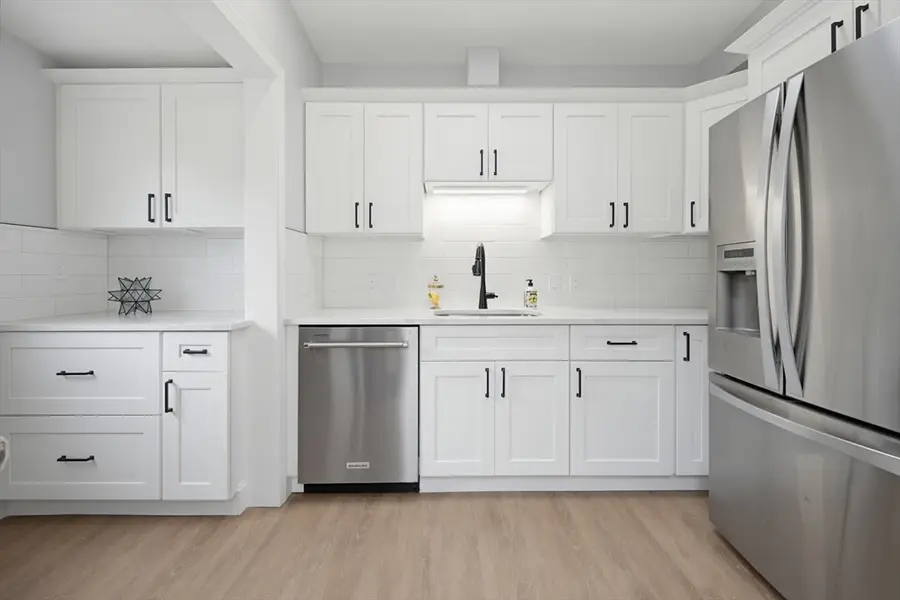 14 Broad St, North Attleboro, MA 02760 - #3