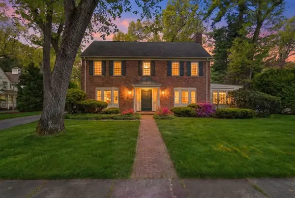 38 Oxford Road, Longmeadow, MA 01106