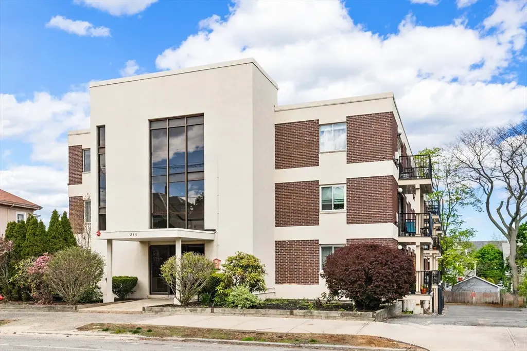 245 Lafayette St #3G, Salem, MA 01970 - #1