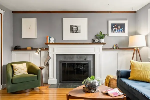 6 Van Brunt St, Boston, MA 02136