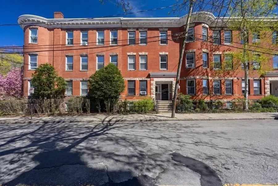 23 Netherlands Rd #1, Brookline, MA 02445 - #2
