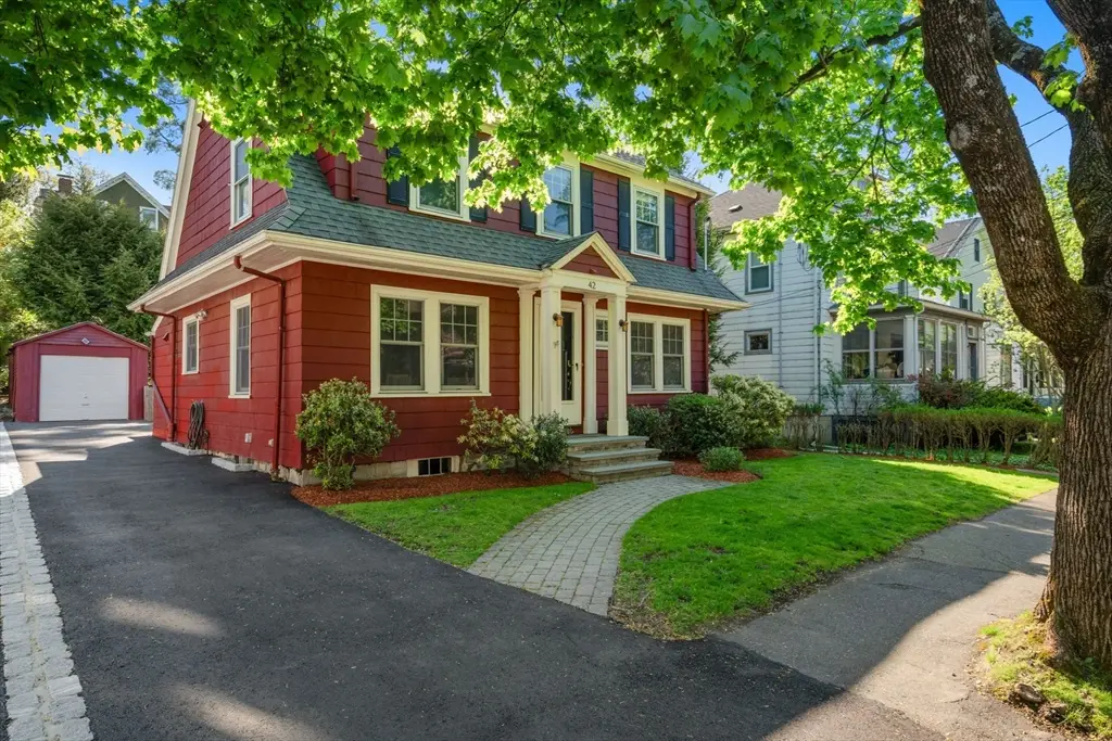 42 Aberdeen St, Newton, MA 02461 - #1