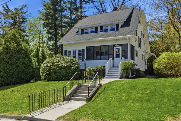11 Wildrose Avenue, Worcester, MA 01602
