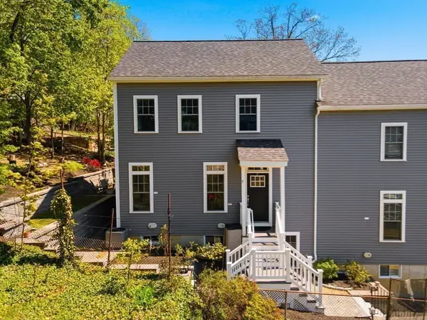 33 Charles St. #33, Watertown, MA 02472